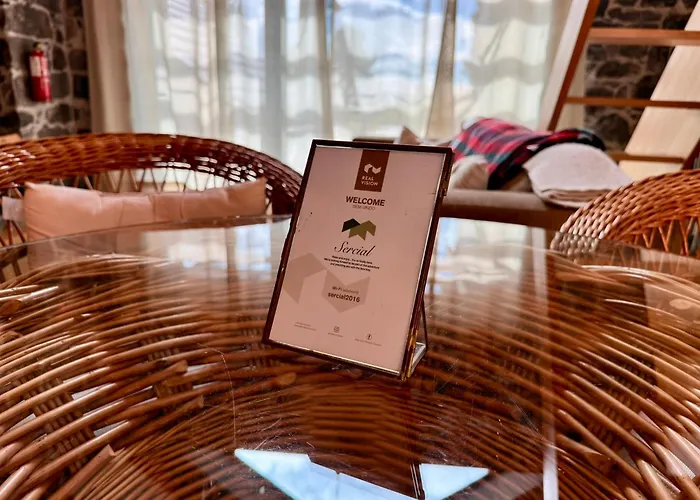 Palheiros Do Serrado By Real Vision * Estreito Da Calheta