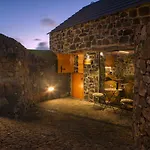 Palheiros Do Serrado By Real Vision *