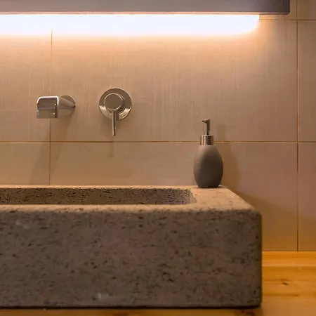 Palheiros Do Serrado By Real Vision Estreito Da Calheta