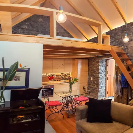 Palheiros Do Serrado By Real Vision Estreito Da Calheta