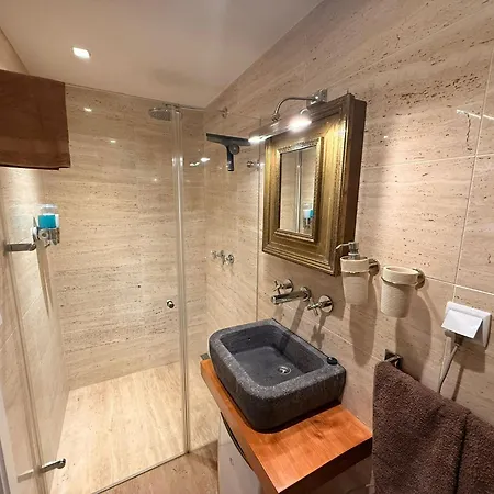 Palheiros Do Serrado By Real Vision * Estreito Da Calheta