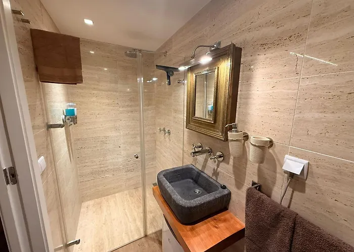 Palheiros Do Serrado By Real Vision * Estreito Da Calheta